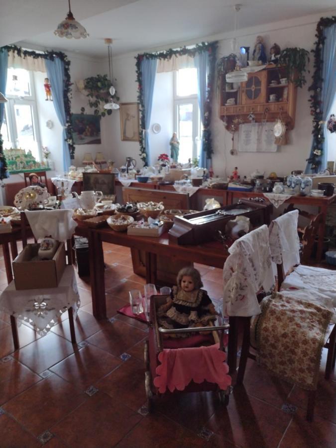 Restaurace A Penzion Ubrousku Prostri Se Nová Bystřice エクステリア 写真