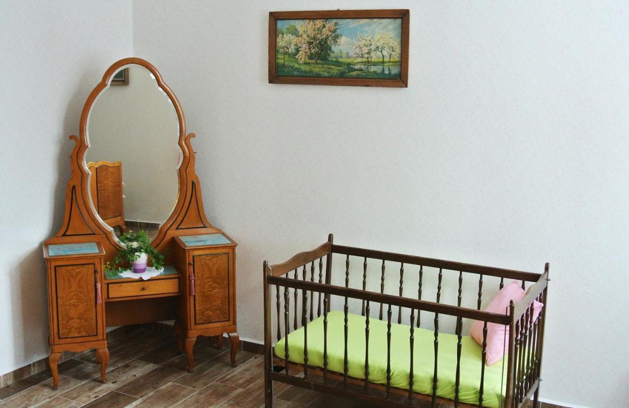 Restaurace A Penzion Ubrousku Prostri Se Nová Bystřice エクステリア 写真