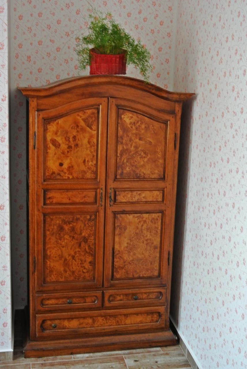 Restaurace A Penzion Ubrousku Prostri Se Nová Bystřice エクステリア 写真